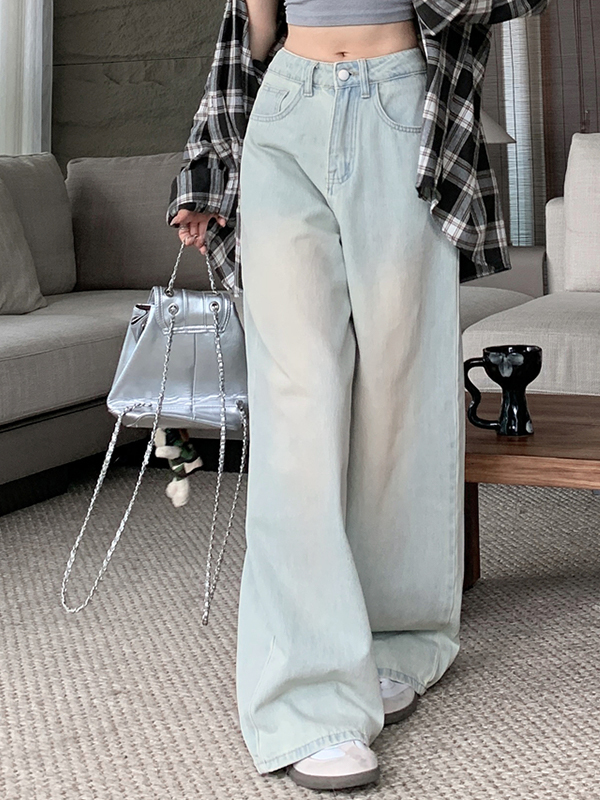 Hell gewaschene Boyfriend-Jeans mit hoher Taille-4