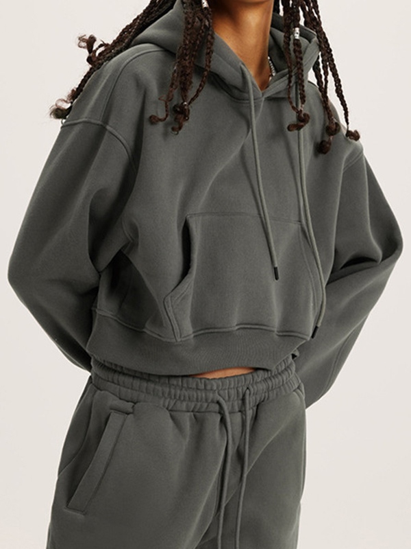 Einfarbiger, kurzer, übergroßer Kapuzenpullover mit Kängurutasche-1