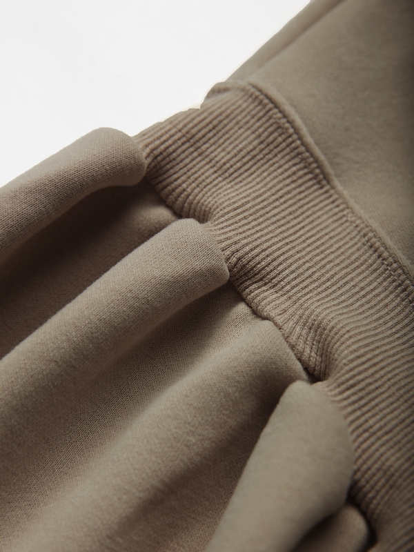 Einfarbiger, mit Label verzierter, übergroßer Kapuzenpullover-5