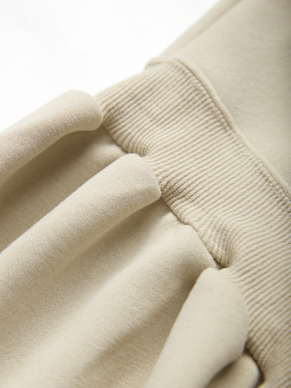 Einfarbiger, mit Label verzierter, übergroßer Kapuzenpullover-4