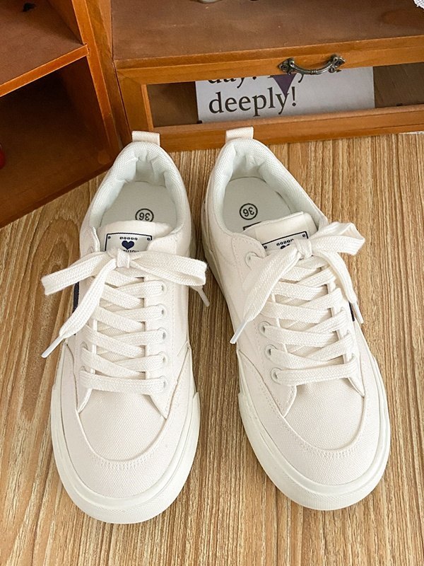 Flache Sneaker mit Stern-Alphabet-3