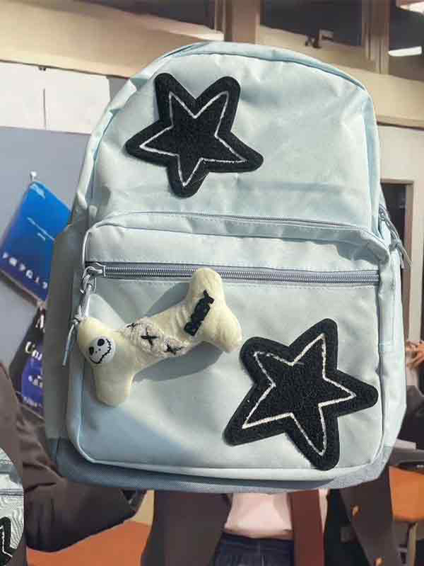 Rucksack mit Stern-Patch-Knochenanhänger-1